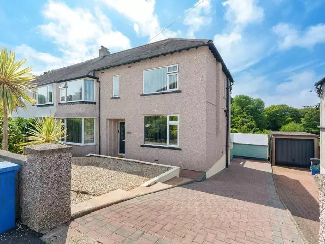 House for sale in Douglas, Scotland
