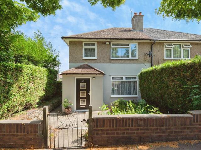 House for sale in Swanscombe and Greenhithe, Monks Orchard