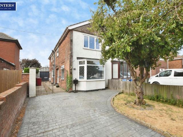 House for sale in Winterton, North Lincolnshire