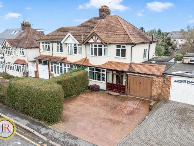 House for sale in Potters Bar, Isle Of Man