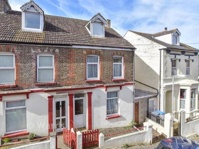 House for sale in Clarendon, Ash