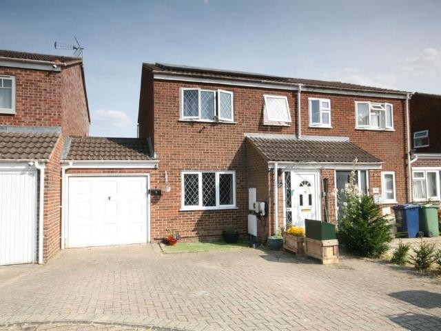 House for sale in The Slade, Oxfordshire