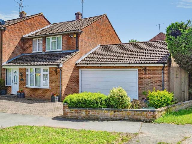 House for sale in Kingswood, North Watford