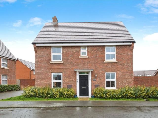House for sale in Buckingham, Buckinghamshire