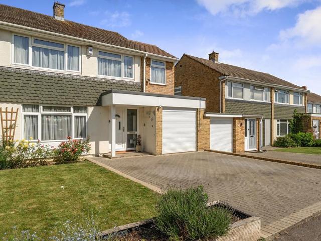 House for sale in Dedworth, Windsor