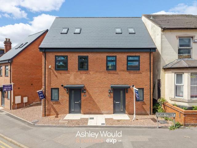 House for sale in Shaw Road Industrial Estate, Dudley