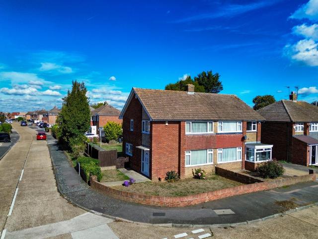 House for sale in Gravesend, Gravesham