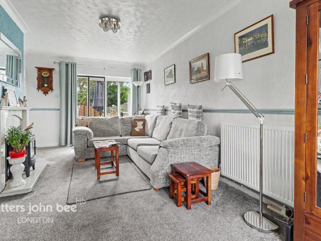 House for sale in Newstead, Longton