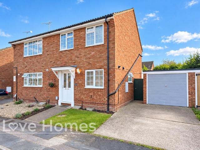 House for sale in Maulden, Central Bedfordshire