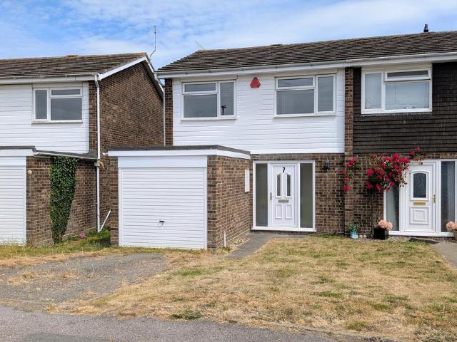 House for sale in Dale Hill, Essex