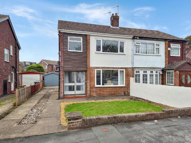House for sale in Burley, West Yorkshire