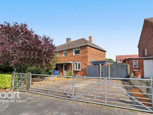 House for sale in Burton upon Trent, East Staffordshire