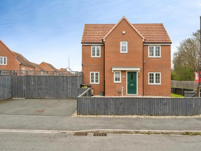 House for sale in Woodlands, South Yorkshire