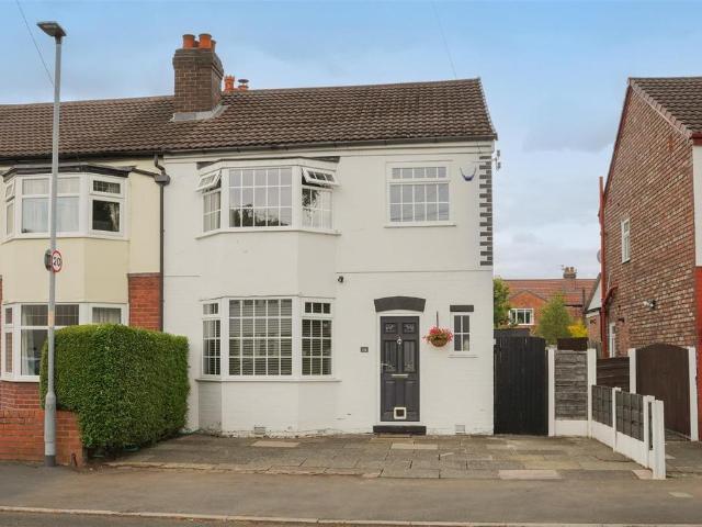 House for sale in Georgia, Greater Manchester
