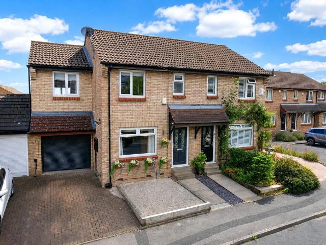 House for sale in Baildon, Bradford