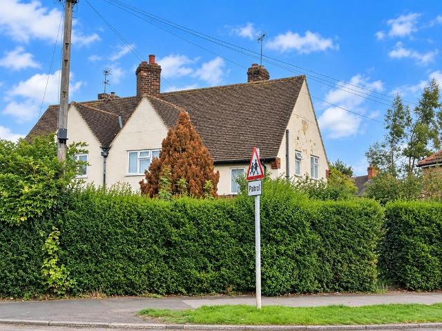 House for sale in Corby Village, Corby