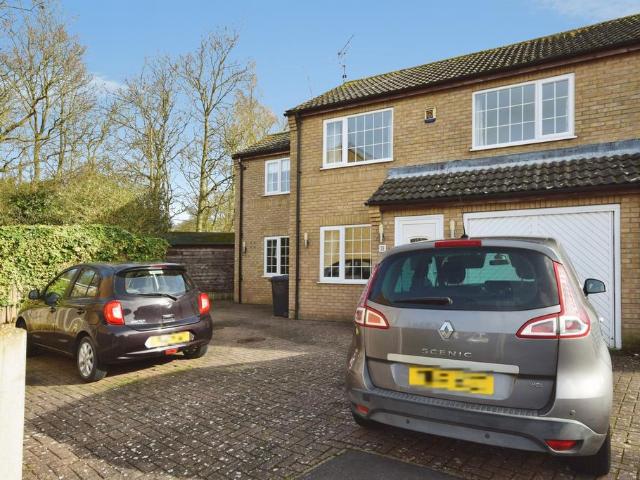 House for sale in Seacroft, Belleau