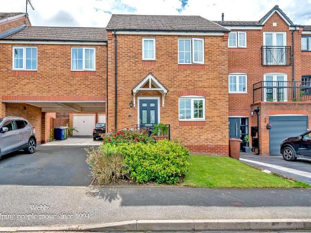 House for sale in Heath Hayes and Wimblebury, Chadsmoor