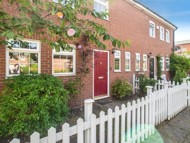House for sale in Salford Quays, Salford