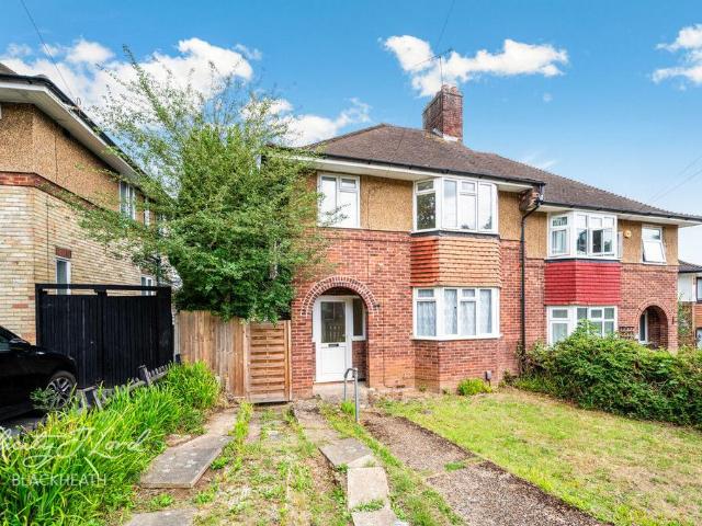 House for sale in Plumstead, Greater London