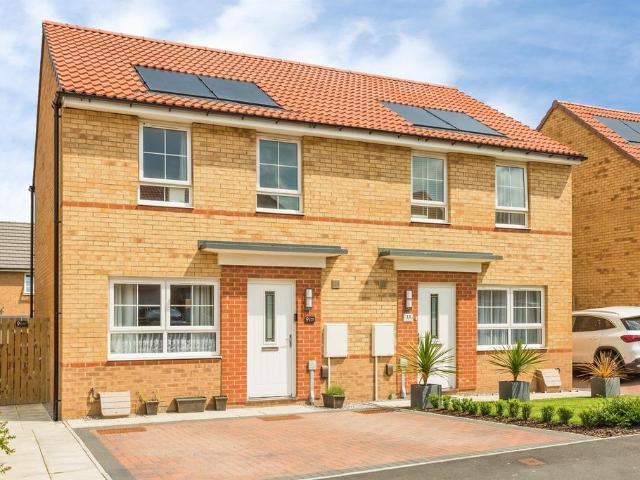 House for sale in East Ardsley, West Yorkshire