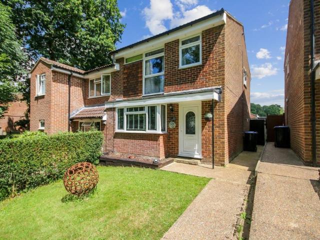 House for sale in Perryfields, West Sussex