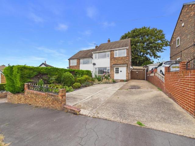 House for sale in Ferrybridge, West Yorkshire