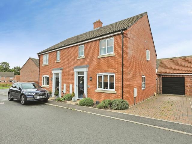 House for sale in Crostwick, Norfolk