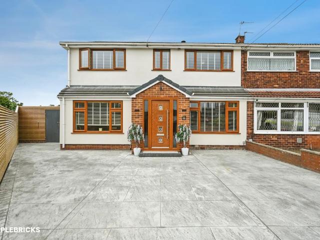 House for sale in Burtonwood and Westbrook, Burtonwood