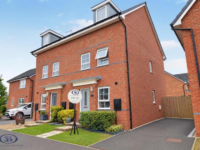 House for sale in Lloyd Mews, Alsager