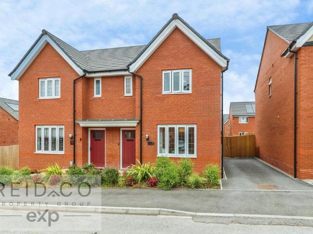 House for sale in Lea, Higher Bartle