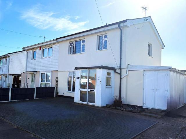 House for sale in New Parks, Old Wharf