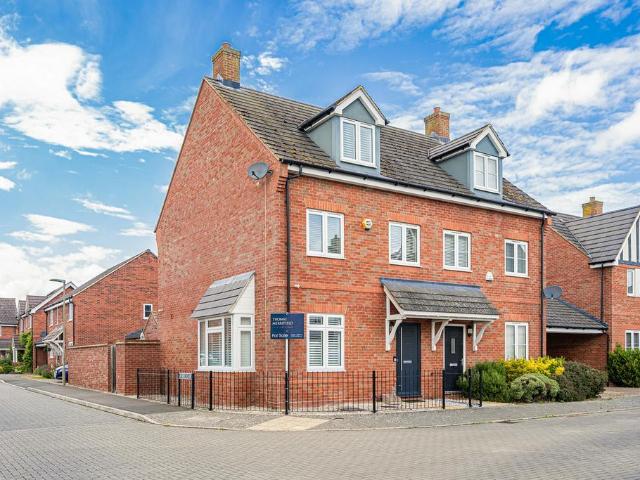House for sale in Berrick Salome, Oxfordshire