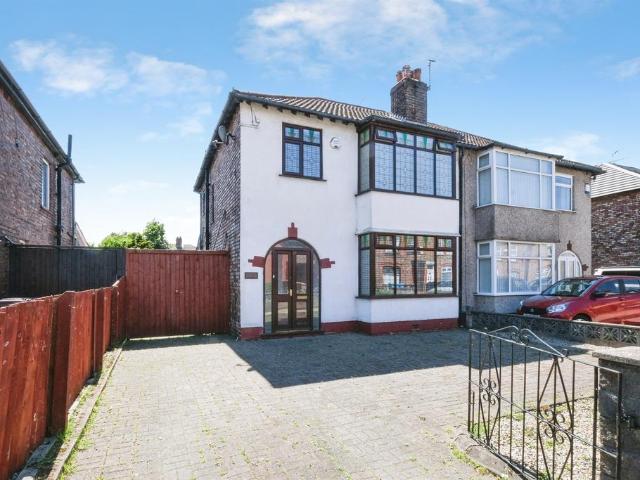 House for sale in Huyton, Knowsley