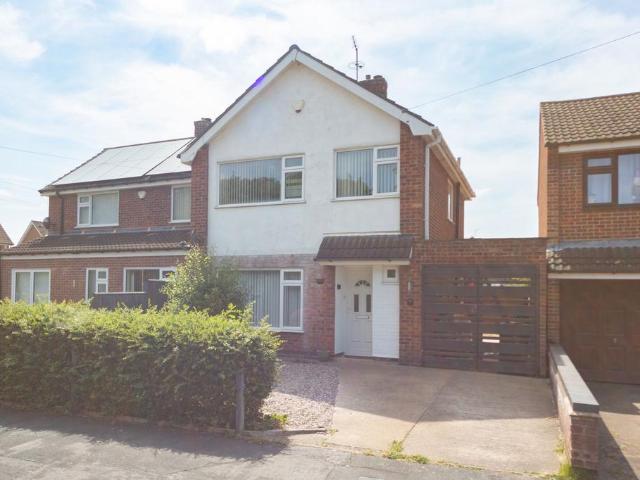House for sale in Elmfield, Leicestershire