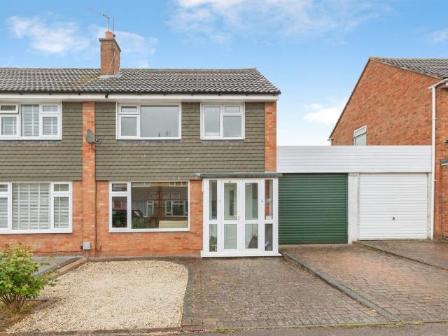 House for sale in Pinfold, Leicestershire