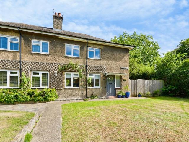 House for sale in London Borough of Croydon, Forestdale