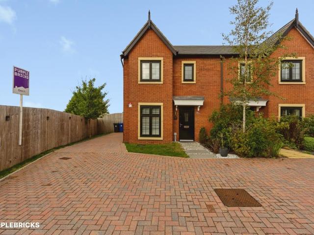 House for sale in Newtonmoor, Tameside