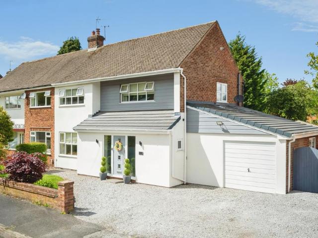 House for sale in Stockton Heath, Warrington
