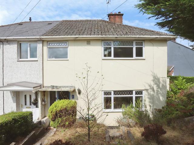 House for sale in Pontyclun, Wales