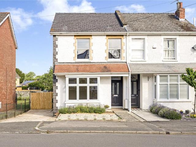 House for sale in Golden Valley, Gloucestershire