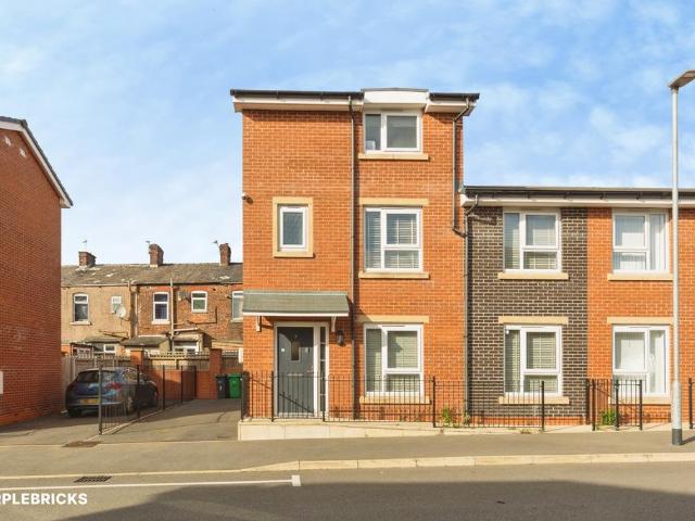 House for sale in Openshaw, Manchester