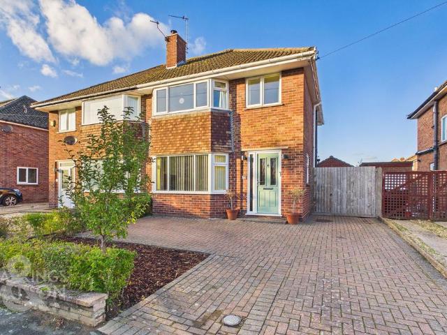House for sale in Thorpe St Andrew, Broadland