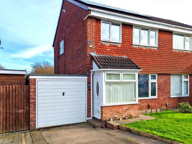 House for sale in Shepshed, Elmfield
