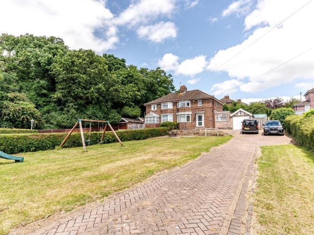 House for sale in Feckenham, City Of Bristol