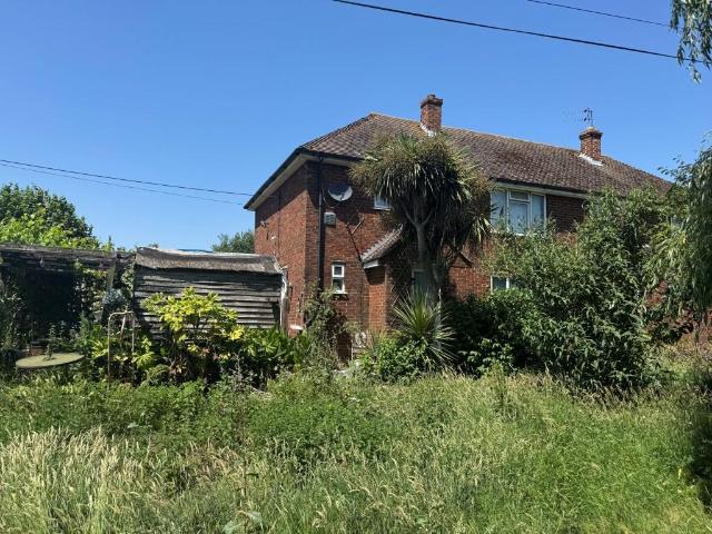 House for sale in Grove Park, Oad Street