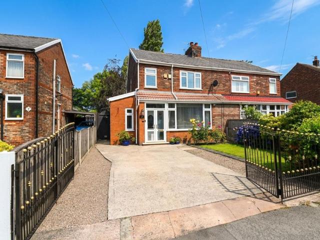 House for sale in Salford, Greater Manchester