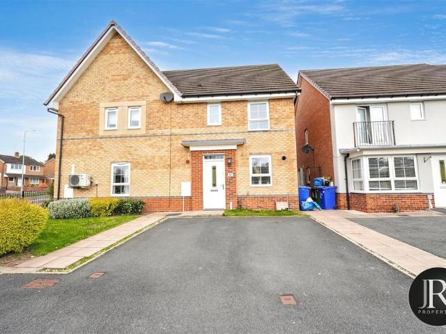 House for sale in Chadsmoor, Staffordshire