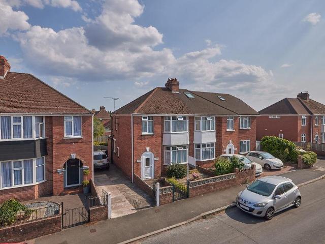 House for sale in Watergate, Devon