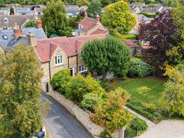 House for sale in South Cerney, Cotswold